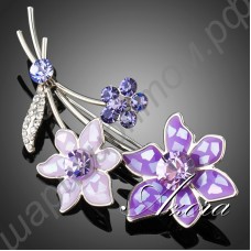 Дивная брошка в виде голубых, фиолетовых и сиреневых цветков с кристаллами