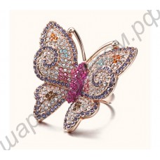 Шикарное покрытое золотом и усыпанное кристаллами кольцо в виде большой бабочки